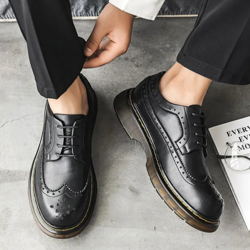 High Quality Shoes Men Leather Original New Carved Design Men Leather Shoes Casual Retro Luxury Shoes for Men Zapatos De Hombre - Imagem 2