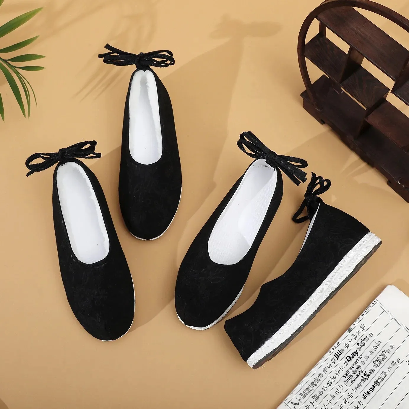 Men's Bow Shoes High Head Dance Photography Boots Hanfu Wedding Soldiers Casual Non-Leather Shoes Breathable Cotton Inner - Imagem 3