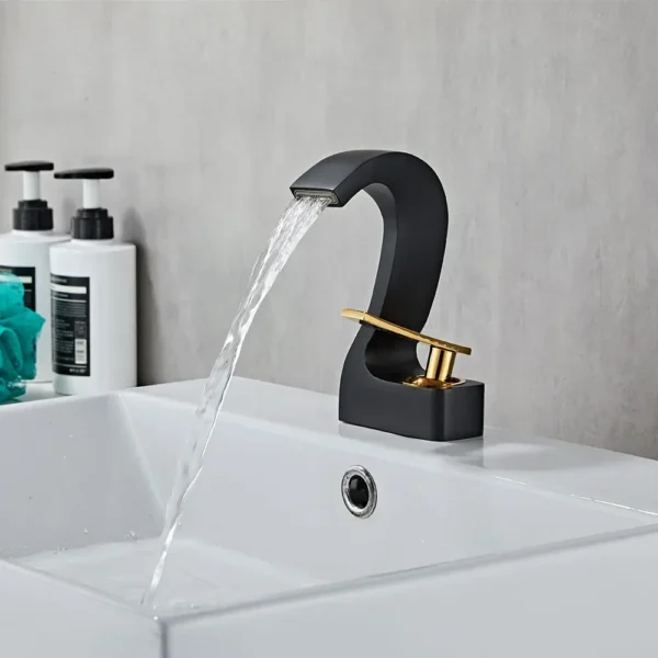 Black Bathroom Sink Faucet Brass Single Hole Single Handle Wash Basin Faucets Hot Cold Toilet Mixer Washbasin Modern Water Taps